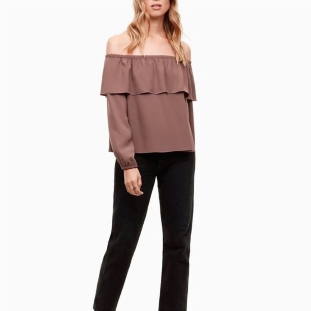 Aritzia Wilfred Morel blouse off shoulder ruffle